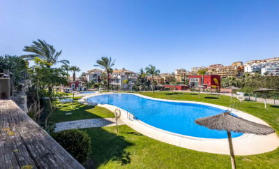 Apartment with Panoramic Sea Views in Riviera del Sol, Mijas