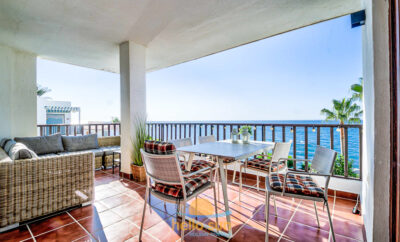Luxury first beach line penthouse apartment in La cala de Mijas