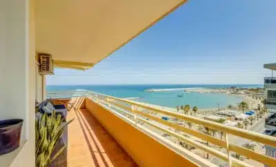 113 – Beachfront Apartment with views, Fuengirola